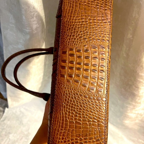 💥⭐️ VINTAGE ETIENNE AIGNER  🔥Quality Leather Brown Crocodile Satchel 🔥 - Picture 11 of 12